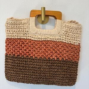 Boutique Three-Tone Straw Braided Crossbody Tote Bag with Wooden Handles NWOT